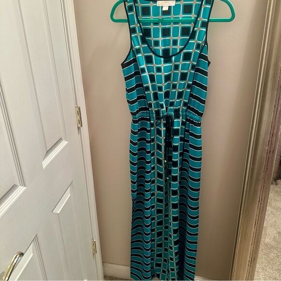 Michael Kors Island Blue Maxi Dress. - Picture 3 of 8